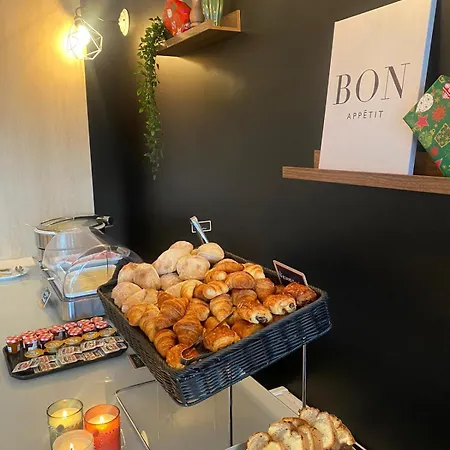 מלון Sure By Western 3*