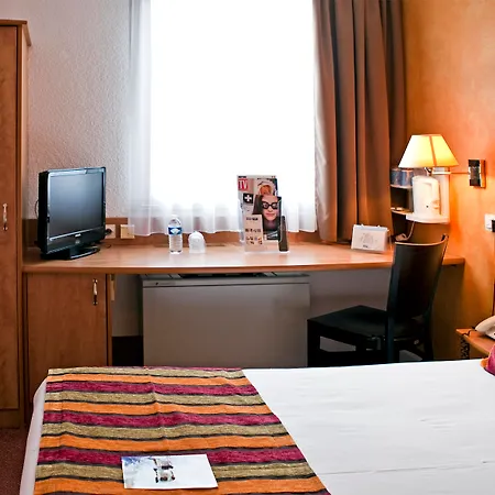 מלון Sure By Western