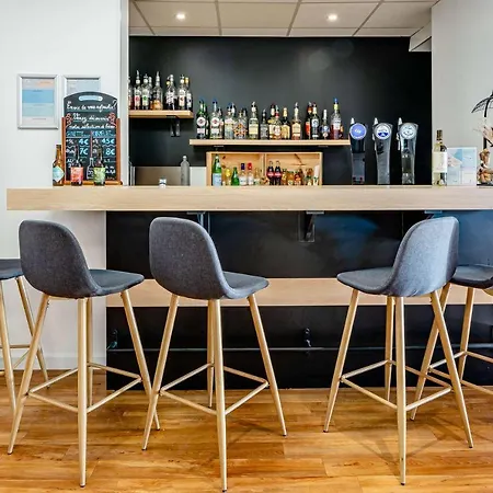 מלון Sure By Western 3*