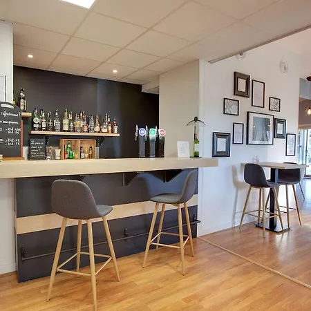 מלון Sure By Western 3*