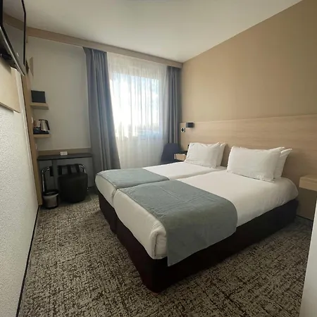 Sure By Western מלון 3*