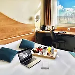 فندق Sure By Western 3*