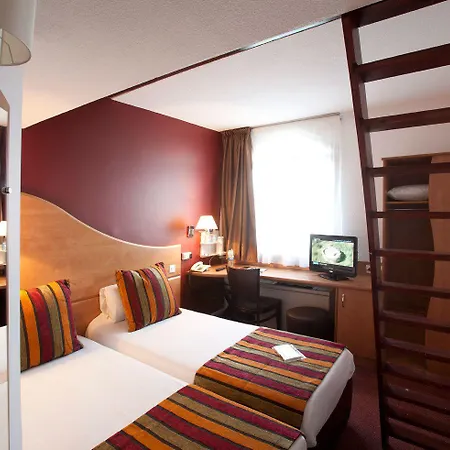 Sure By Western Hotel 3*