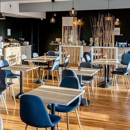 Hotel Sure By Western Burdeos