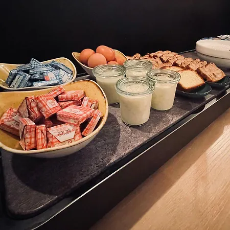 Sure By Western Burdeos