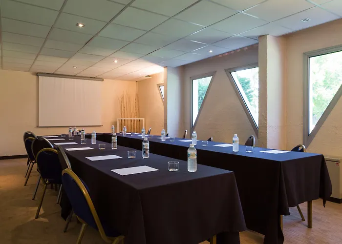 Sure By Western 보르도