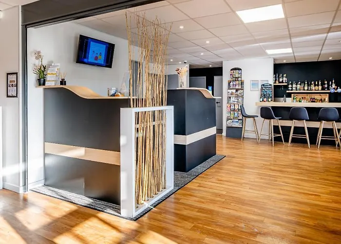 Sure By Western 호텔